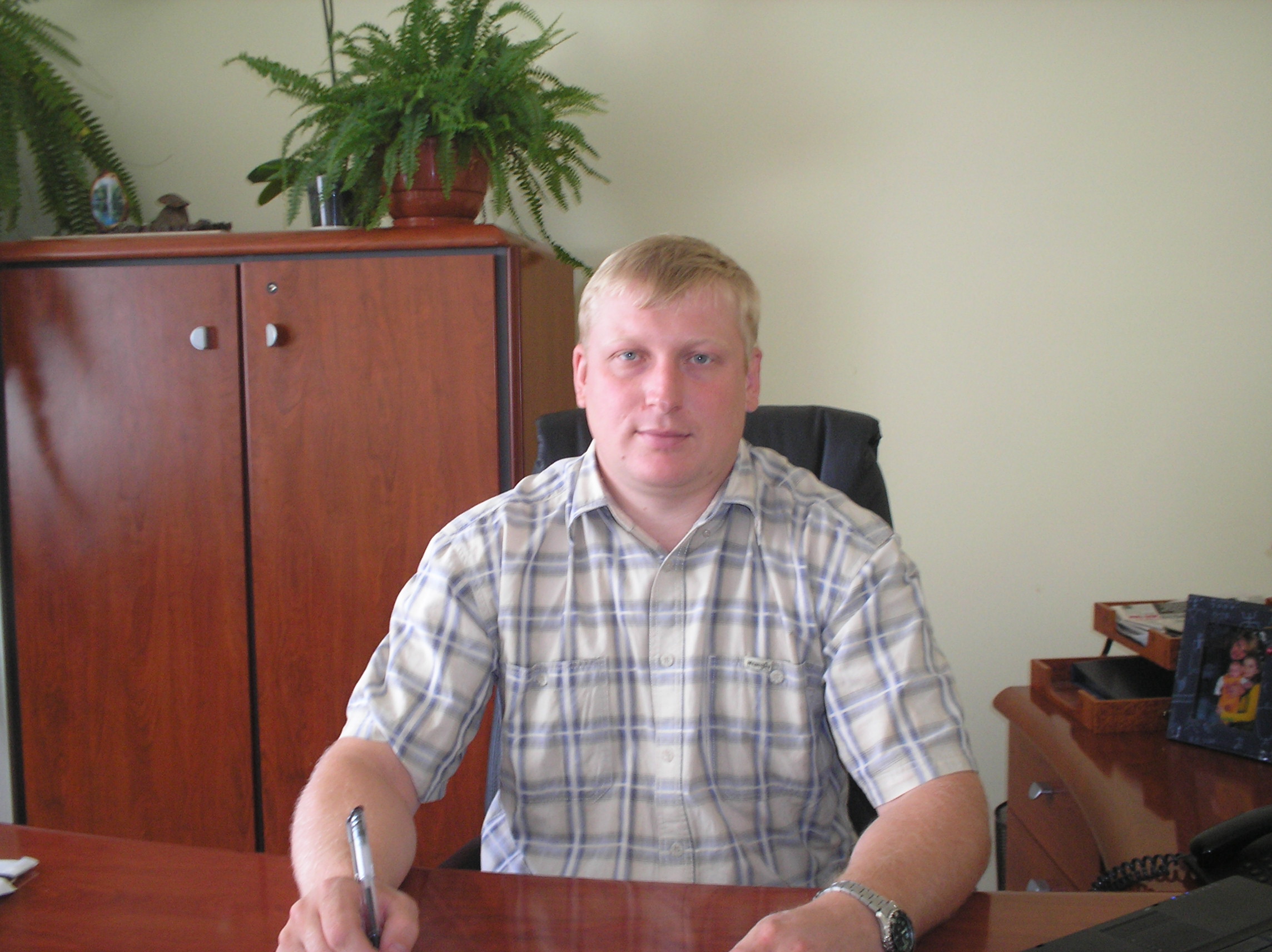 Интервью с председателем Шевченковской районной в г. Запорожье организации Народной Партии Русланом Свистуном