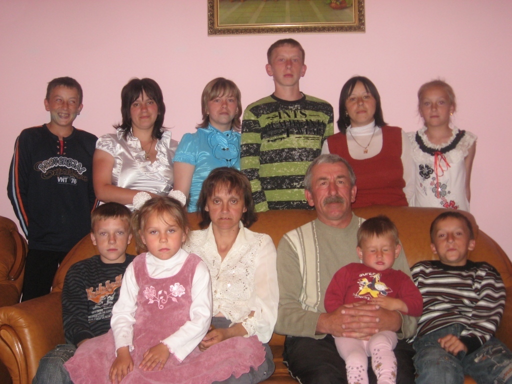 Велика родина – від дочки до сина