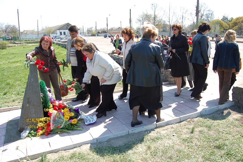 Миколаївські народники вшанували пам’ять героїв-чорнобильців