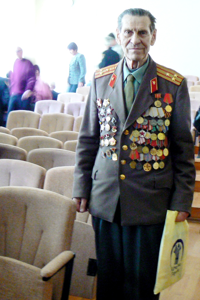 День Победы в Мариуполе