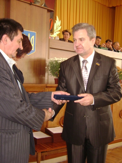 С.Гриневецкий поздравил сотрудников Украинского национального НИИ виноградарства и виноделия им. В.Е.Таирова