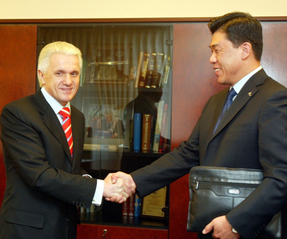 Володимир Литвин зустрівся з китайською делегацією