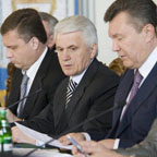 Володимир Литвин висловлюється за необхідність проведення у парламенті на наступному тижні бюджетних слухань