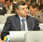 Юрий Козак: «Необходимо оставлять деньги в областях, там, где формируются проблемы и где их надо решать»