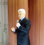 В.Литвин: ”Люди мають підштовхувати владу до прийняття тих рішень, які підуть на користь державі”