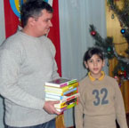 Полтавські народники подарували дітям книги