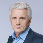 В.Литвин переконаний, що ініціативи уряду щодо збільшення соціальних виплат потрібно підтримати