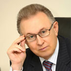 Девальвация гривны отложена до выборов?