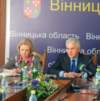 Володимир Литвин: «Маємо ставитися до Закону про ринок землі як до конституційного закону»